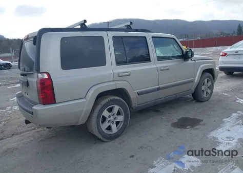 2008 Jeep Commander Sport z USA, uszkodzony, nr VIN 1J8HG48KX8C198570